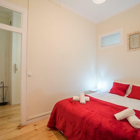 Mouraria 2 Bedroom Apartment Lisbon Luaran gambar