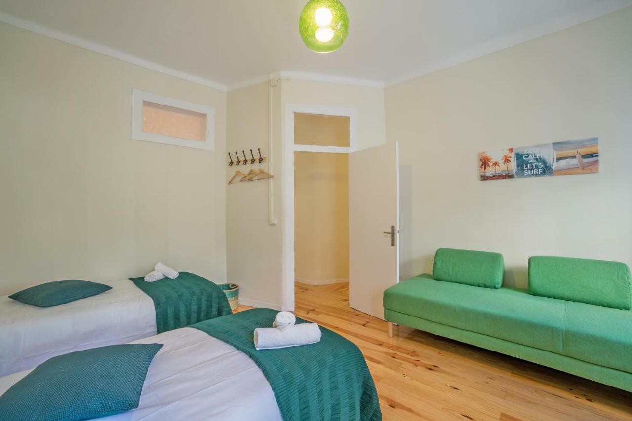 Mouraria 2 Bedroom Apartment Lisbon Luaran gambar