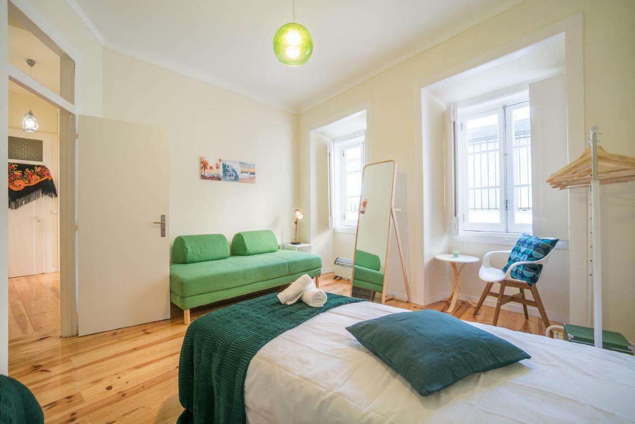 Mouraria 2 Bedroom Apartment Lisbon Luaran gambar