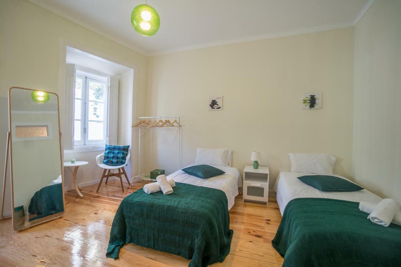 Mouraria 2 Bedroom Apartment Lisbon Luaran gambar