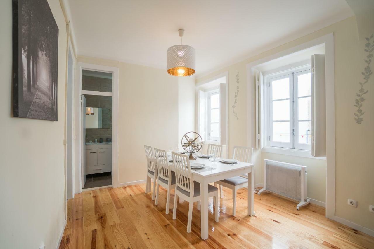 Mouraria 2 Bedroom Apartment Lisbon Luaran gambar