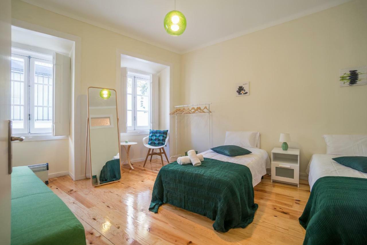 Mouraria 2 Bedroom Apartment Lisbon Luaran gambar