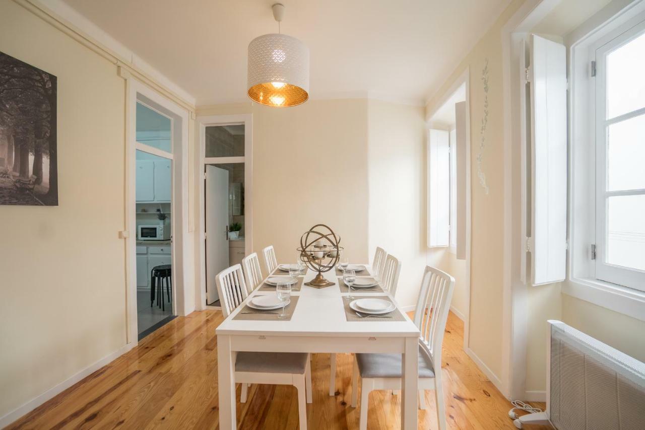 Mouraria 2 Bedroom Apartment Lisbon Luaran gambar